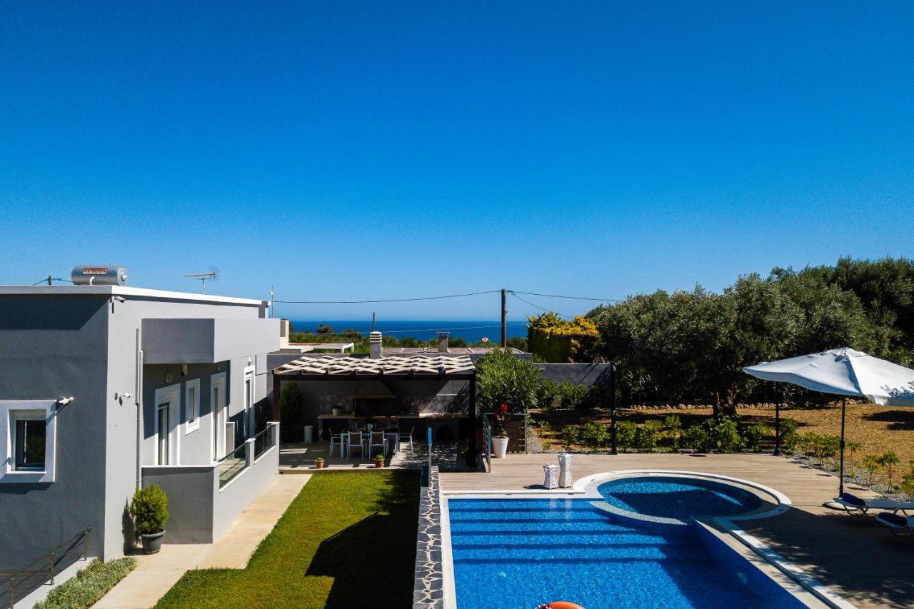Villa Emily Rethymno Аделианос Кампос Экстерьер фото
